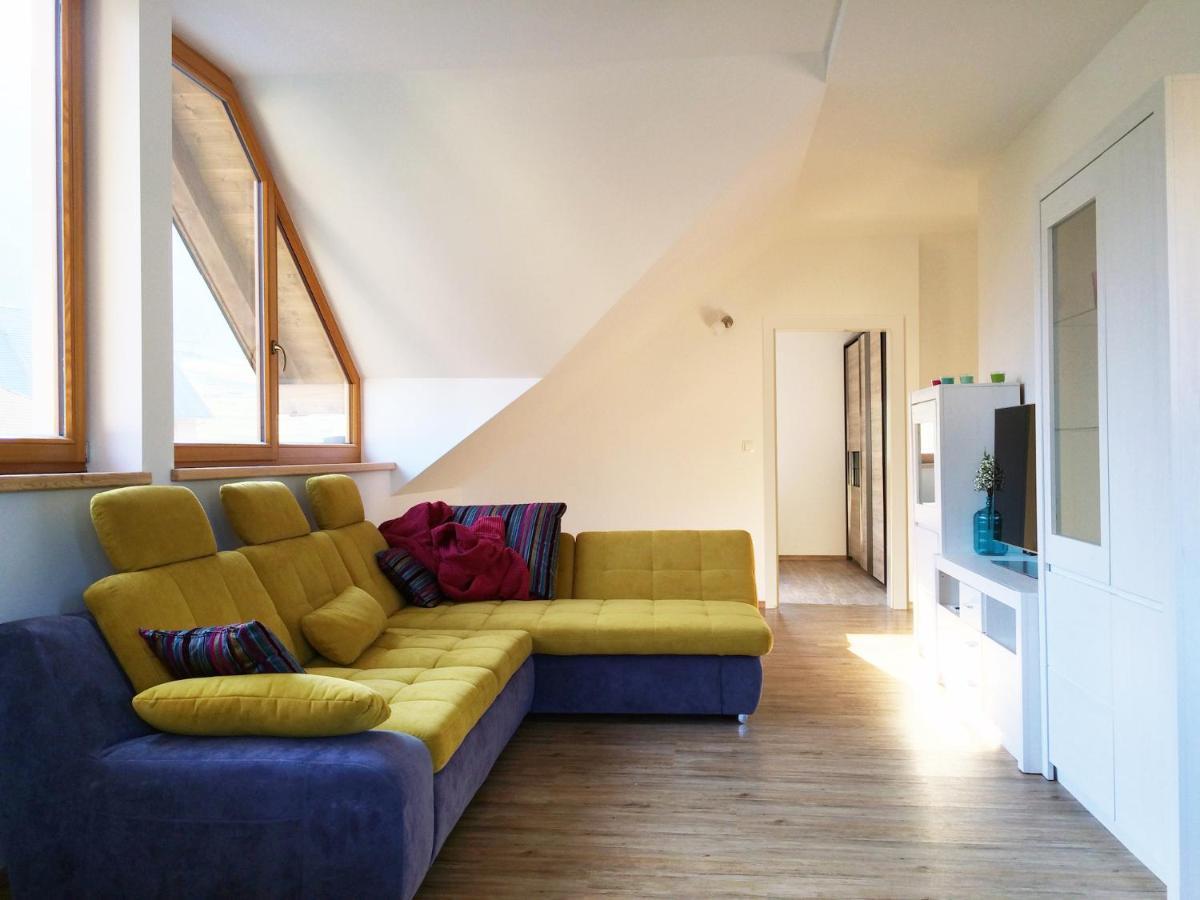 Apartments Katja كْرانْيِسكا غورا المظهر الخارجي الصورة