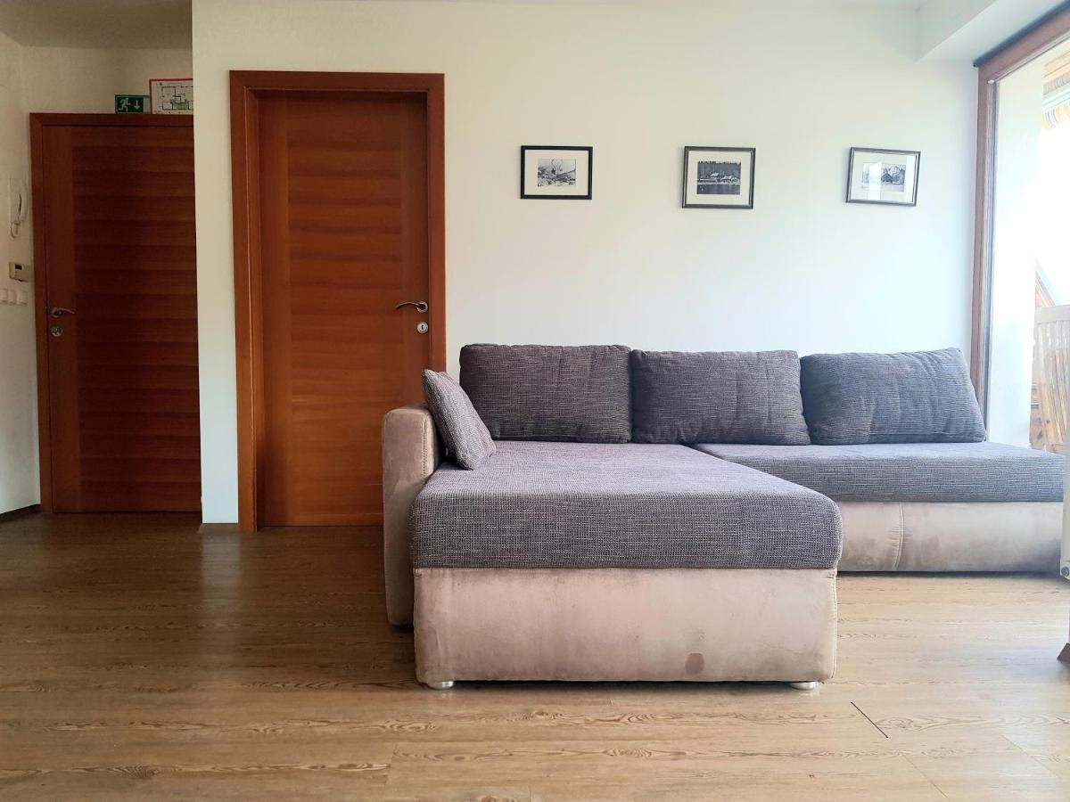 Apartments Katja كْرانْيِسكا غورا المظهر الخارجي الصورة